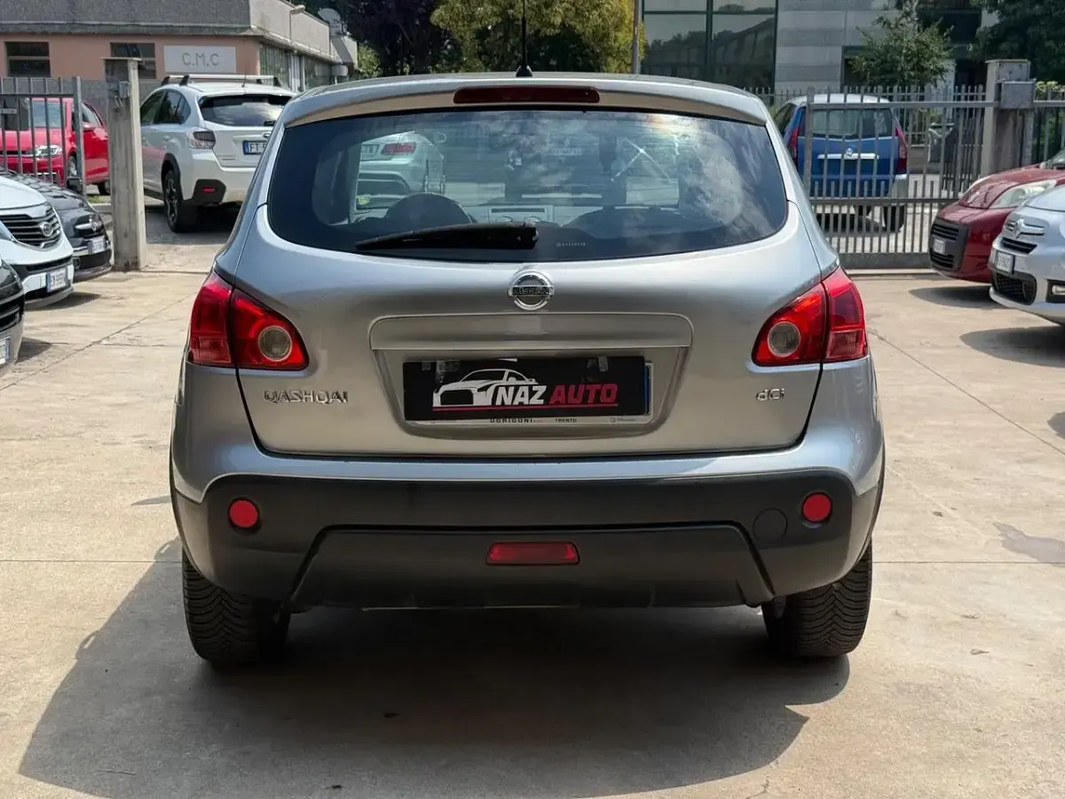 Usata Nissan Qashqai 150 CV (110 kW) 2009 Argento SUV