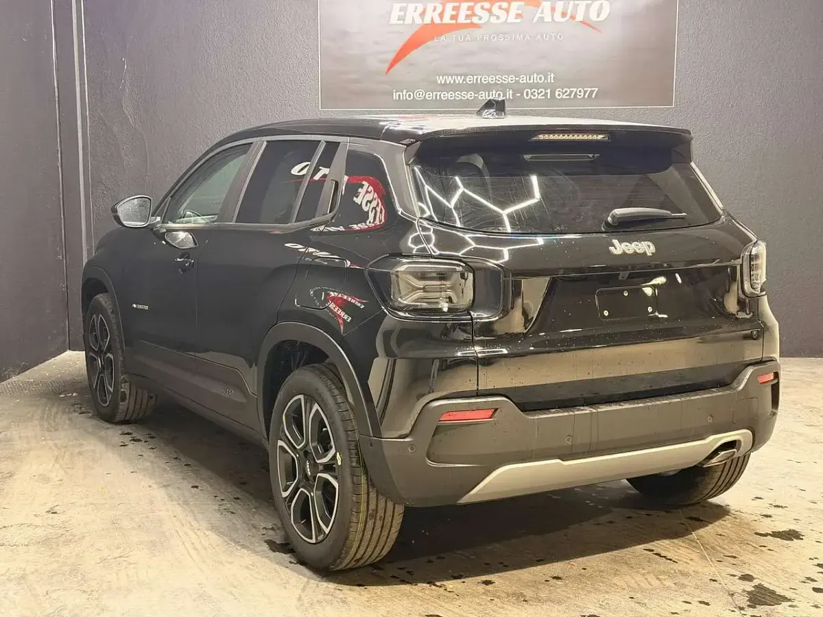 Nuova Jeep Avenger Summit 101 CV (74 kW) 2026 Volcano SUV