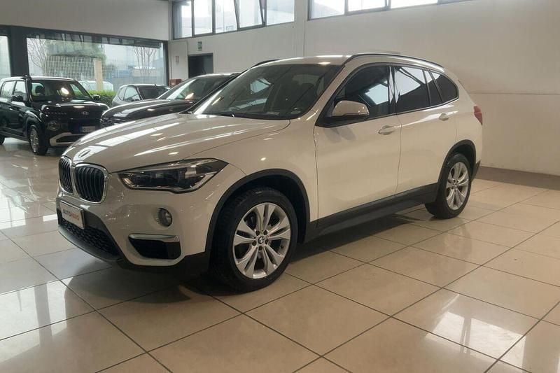 Begagnad BMW X1 Advantage 150 HK (110 kW) 2019 SUV