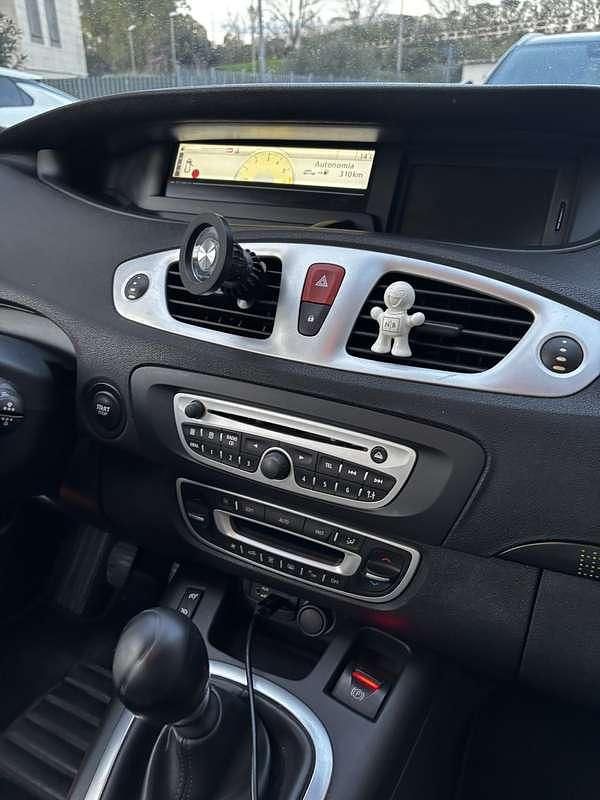 Usata Renault Scénic III Dynamique 110 CV (80 kW) 2010 Monovolume