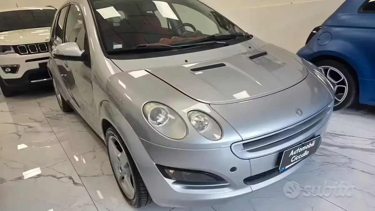 Usata Smart ForFour Passion 95 CV (69 kW) 2005 Grigio Utilitaria
