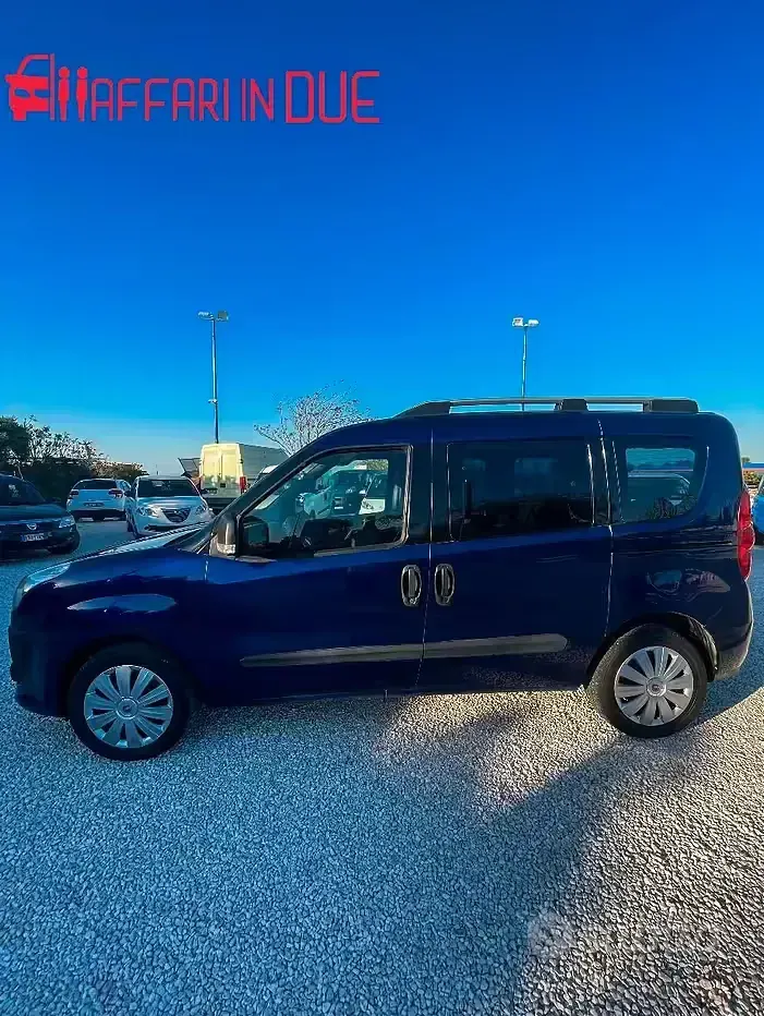 Usata Fiat Doblò 120 CV (88 kW) 2014 Blu Monovolume