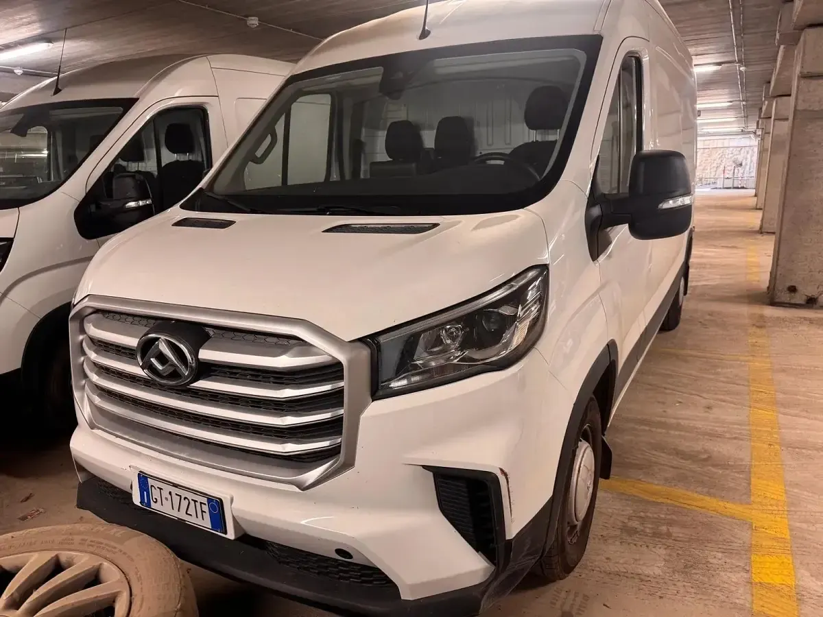 Usata Maxus V90 150 CV (110 kW) 2024 Blanc white Furgone