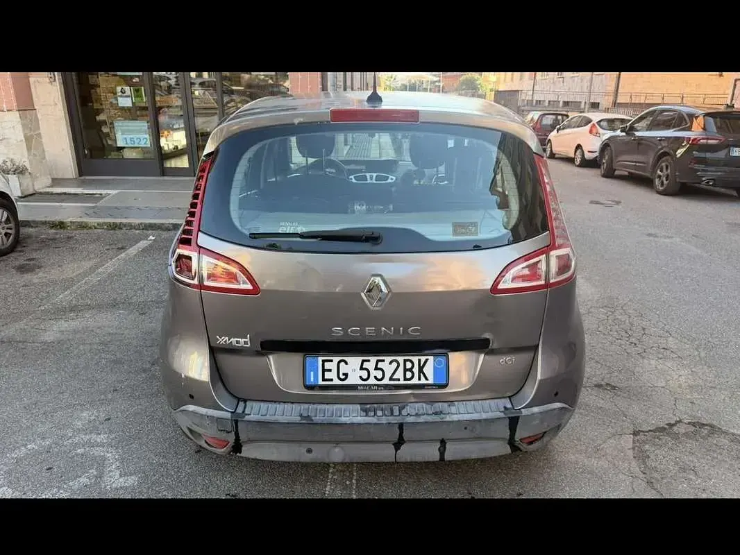 Usata Renault Scénic III 2011 Grigio Berlina
