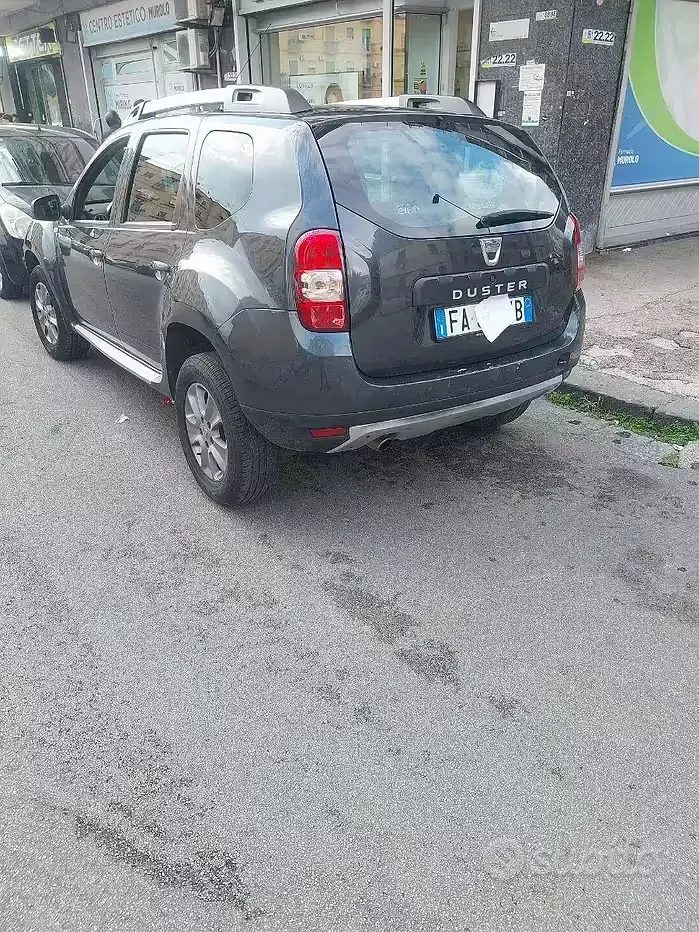 Usata Dacia Duster 2015 Grigio SUV