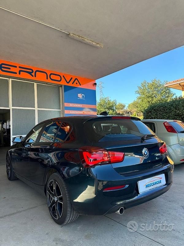 Usata BMW 118 150 CV (110 kW) 2018 Blu Utilitaria