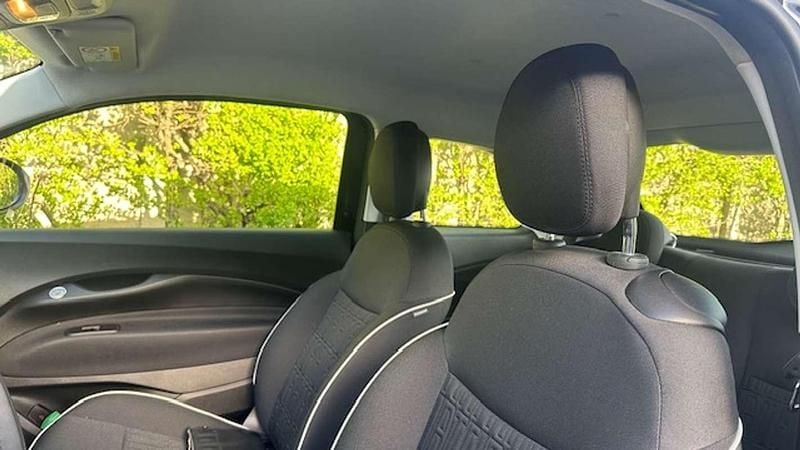 Begagnad Fiat 500e Icon 42 kW (58 HK) 2024 Svart Halvkombi