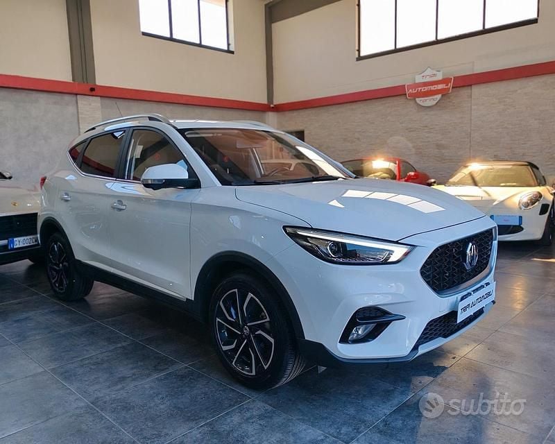 Usata MG ZS Luxury 106 CV (77 kW) 2024 Bianco SUV