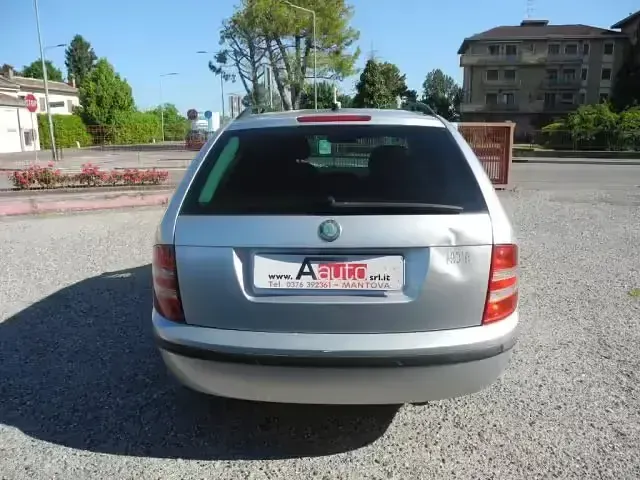 Usata Skoda Fabia Style 74 CV (54 kW) 2006 Argento Station wagon