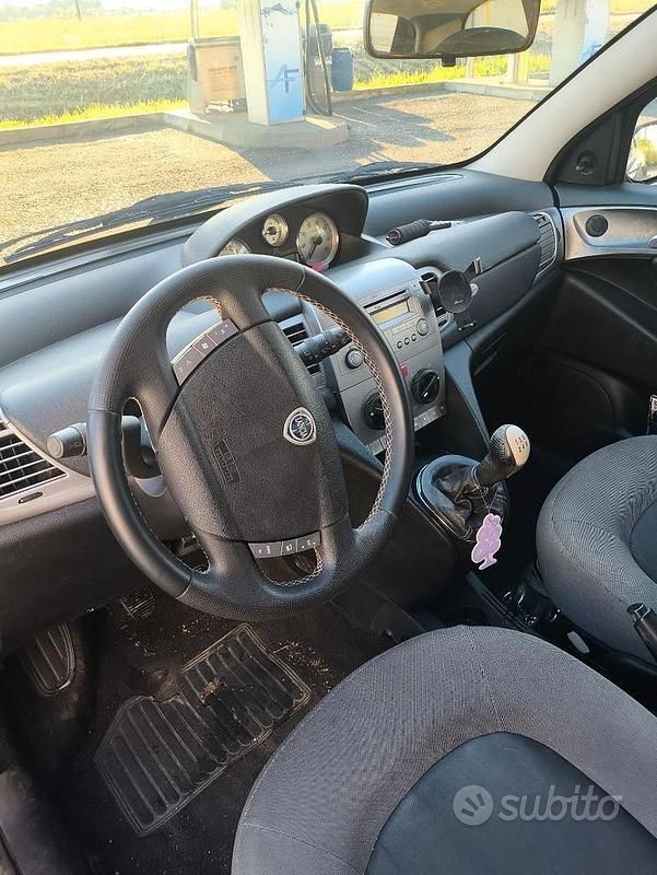 Usata Lancia Ypsilon 2008 Utilitaria