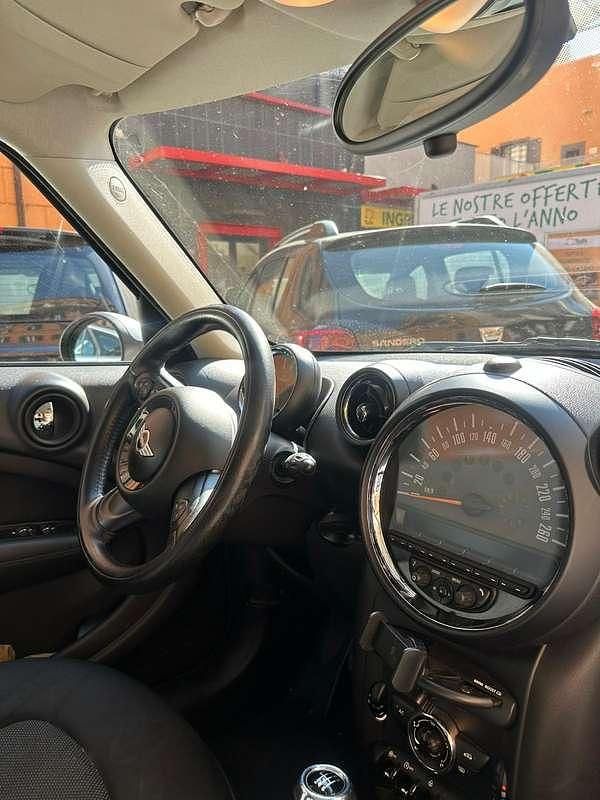 Usata Mini Cooper D Countryman 111 CV (81 kW) 2016 Marrone SUV