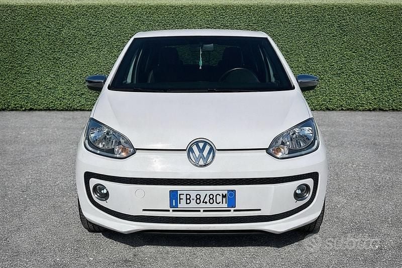 Usata VW up! 75 CV (55 kW) 2015 Bianco Utilitaria