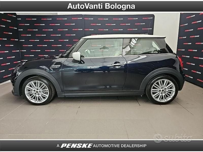 Usata Mini Cooper SE 75 kW (102 CV) 2022 Nero Utilitaria