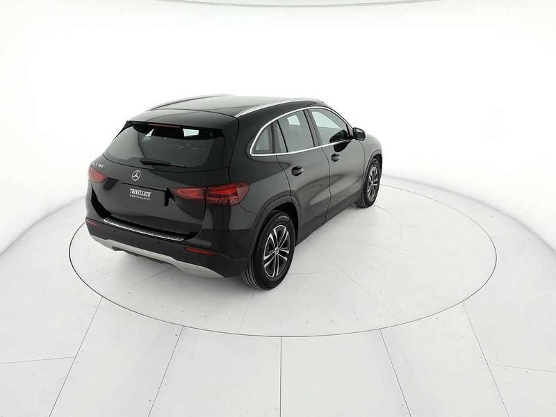 Usata Mercedes GLA180 Advanced 136 CV (100 kW) 2024 Nero SUV