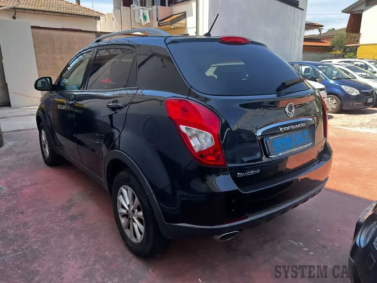Usata SsangYong Korando 150 CV (110 kW) 2014 Nero SUV