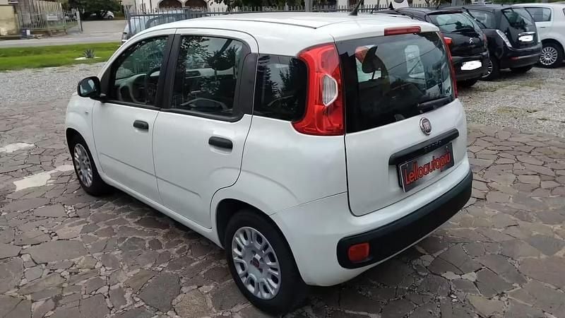 Usata Fiat Panda Lounge 69 CV (50 kW) 2015 Bianco Utilitaria