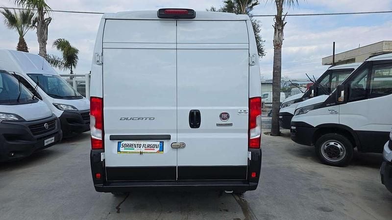 Usata Fiat Ducato 160 CV (117 kW) 2022 Bianco Furgone