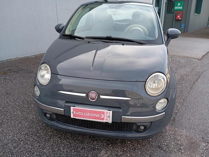 Usado Fiat 500 Lounge 95 CV (69 kW) 2016 Gris Berlina