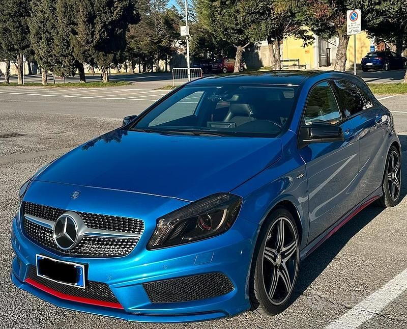 Usata Mercedes A250 2013 Blu Coupé