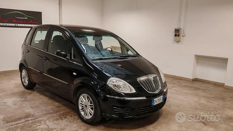 Usata Lancia Musa 95 CV (69 kW) 2009 Nero Monovolume