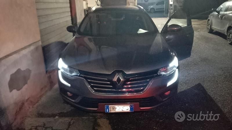 Usata Renault Talisman Zen 120 CV (88 kW) 2018 Grigio Station wagon