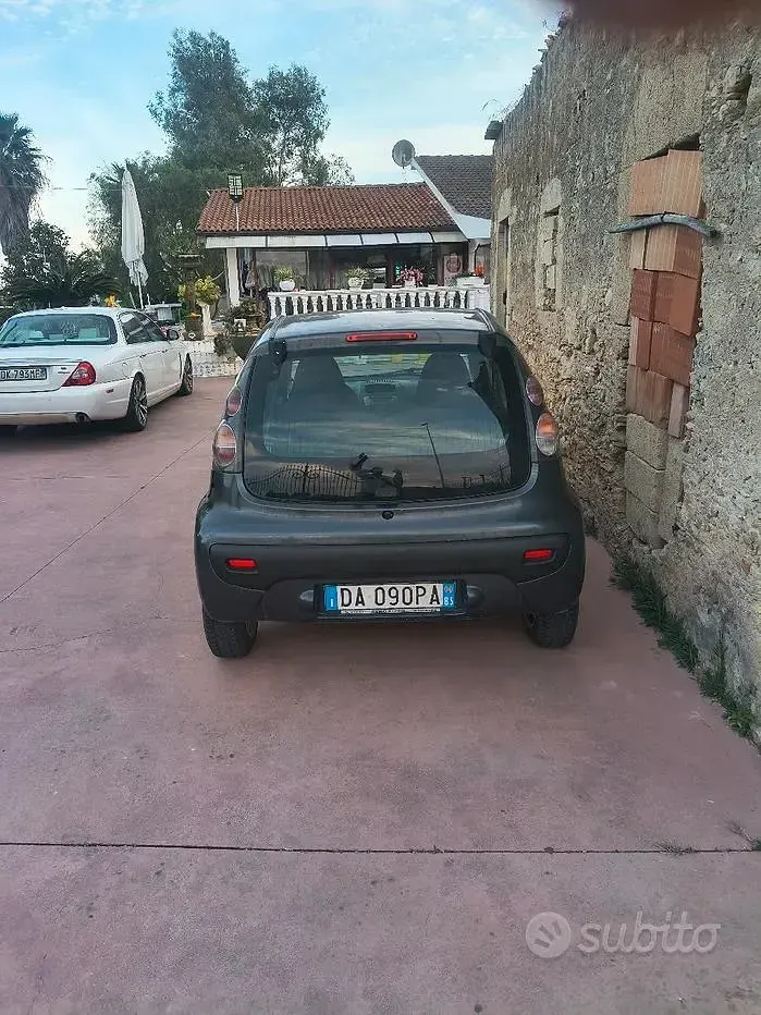 Usata Citroën C1 68 CV (50 kW) 2008 Grigio Utilitaria