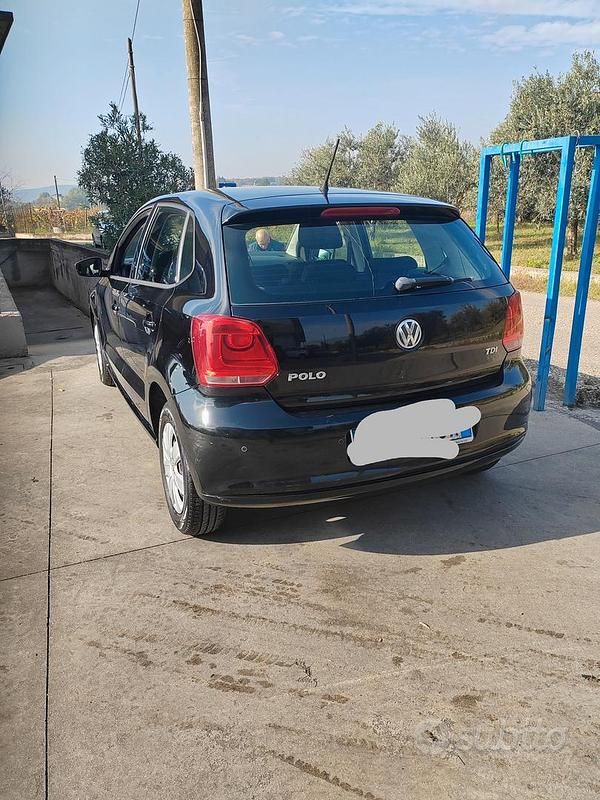 Usata VW Polo Comfortline 75 CV (55 kW) 2014 Nero Berlina