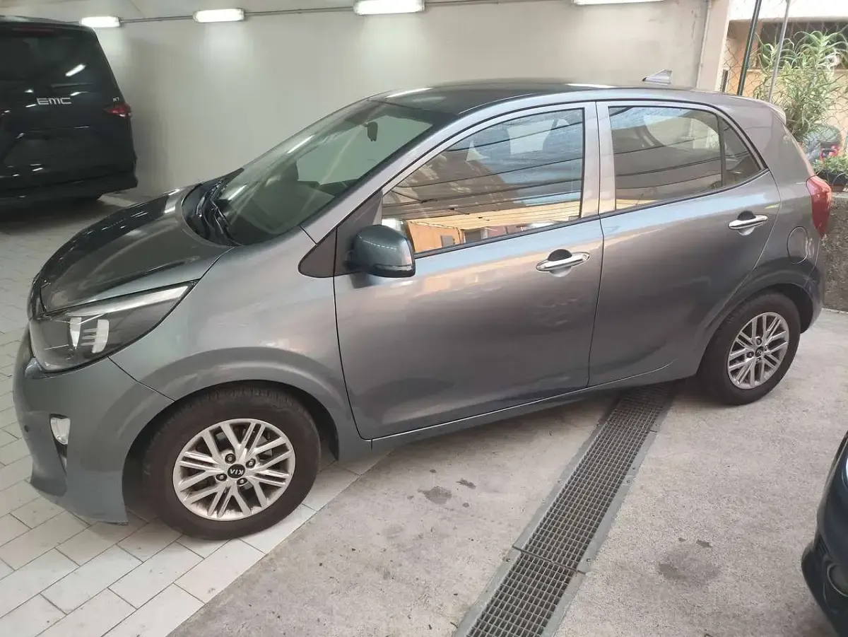 Usata Kia Picanto Style 67 CV (49 kW) 2020 Grigio Utilitaria