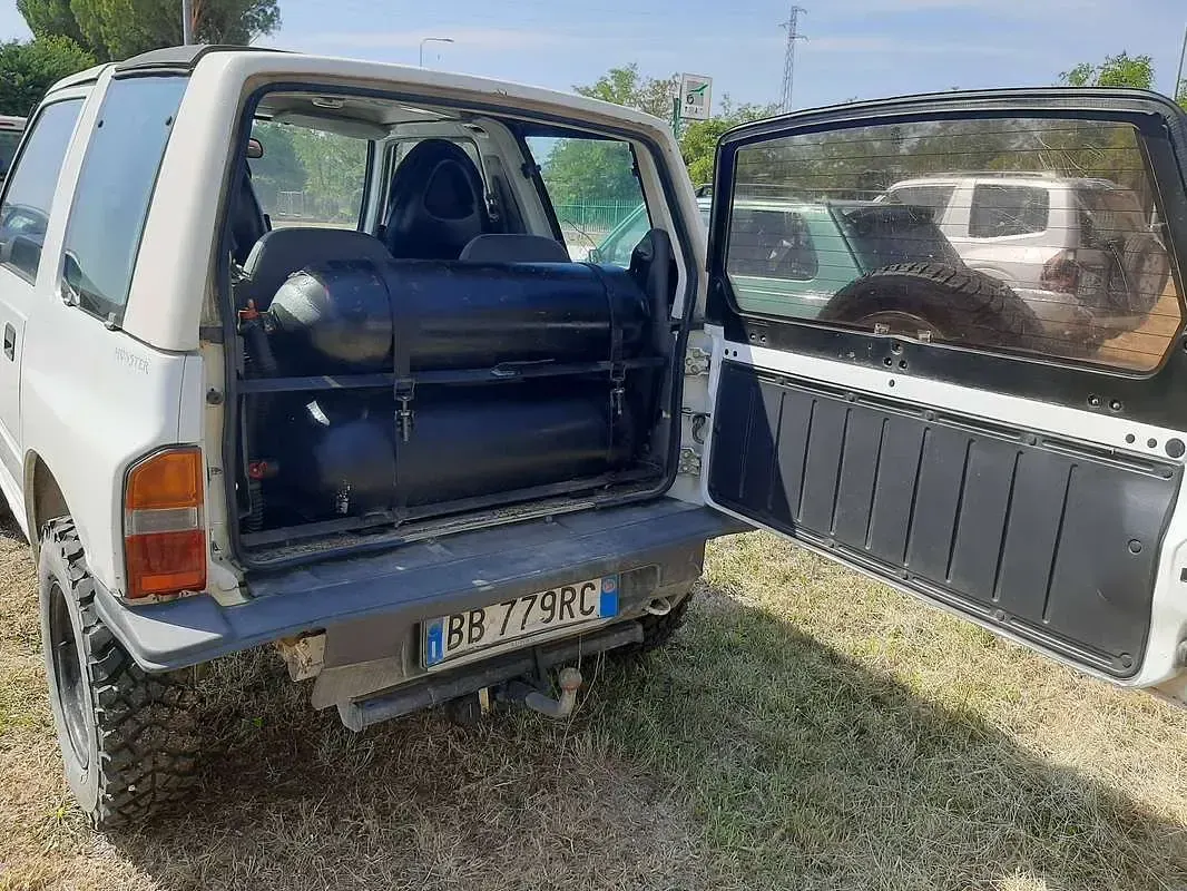 Usata Suzuki Vitara 79 CV (58 kW) 1999 SUV