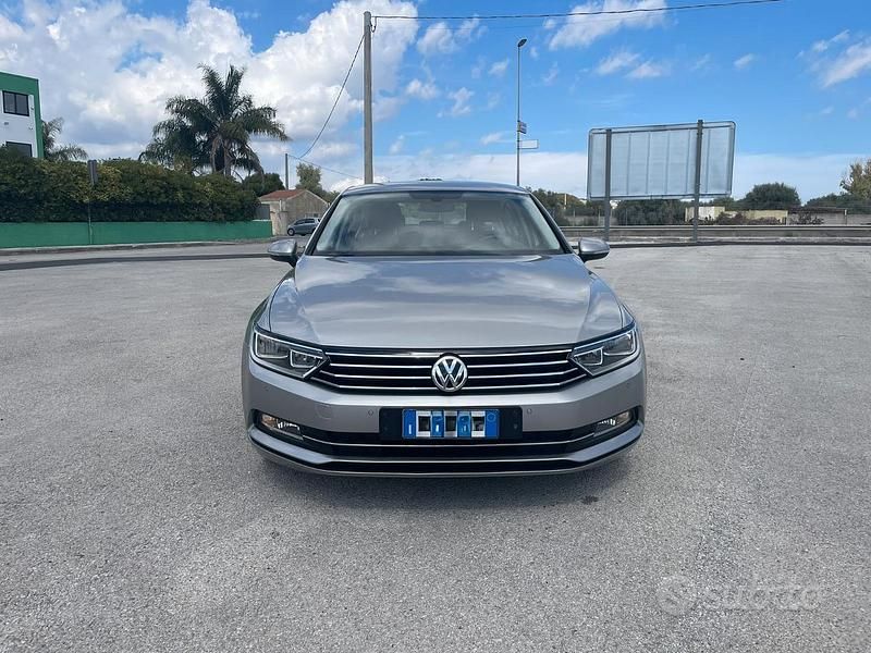 Usata VW Passat Business 120 CV (88 kW) 2015 Berlina