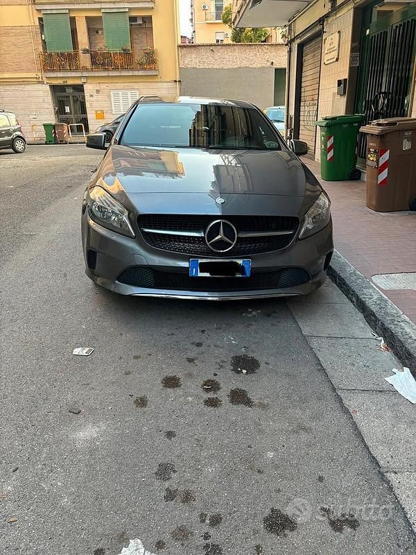 Usata Mercedes A180 Premium 109 CV (80 kW) 2016 Berlina