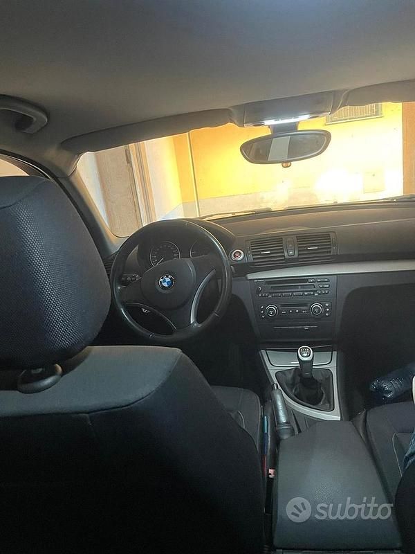 Usata BMW 116 116 CV (85 kW) 2009 Nero Utilitaria