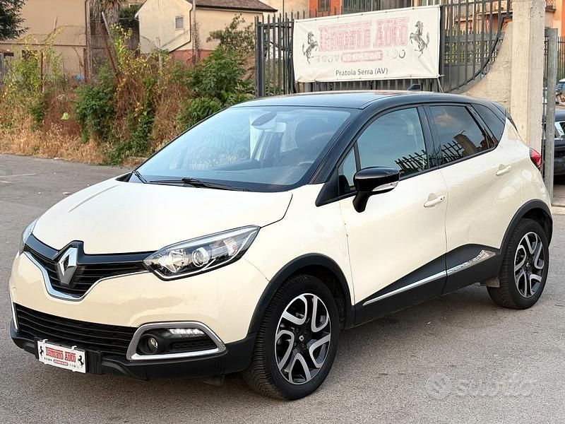 Usata Renault Captur Intens 90 CV (66 kW) 2016 Beige SUV
