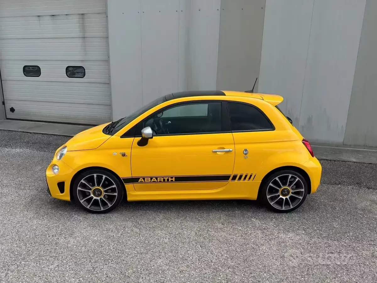Usata Abarth 595 Turismo 165 CV (121 kW) 2020 Giallo Berlina