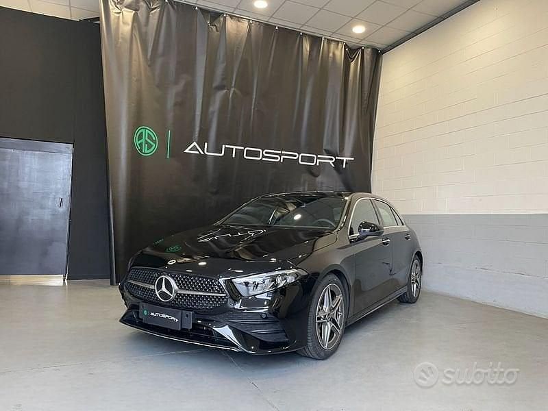 Usata Mercedes A180 AMG line 136 CV (100 kW) 2024 Nero Berlina