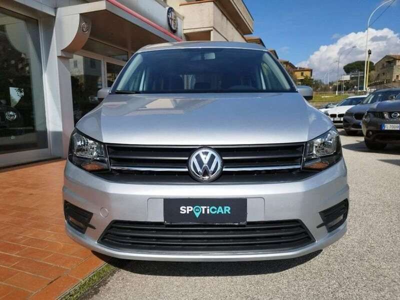 Usata VW Caddy Comfortline 102 CV (75 kW) 2018 Argento Monovolume