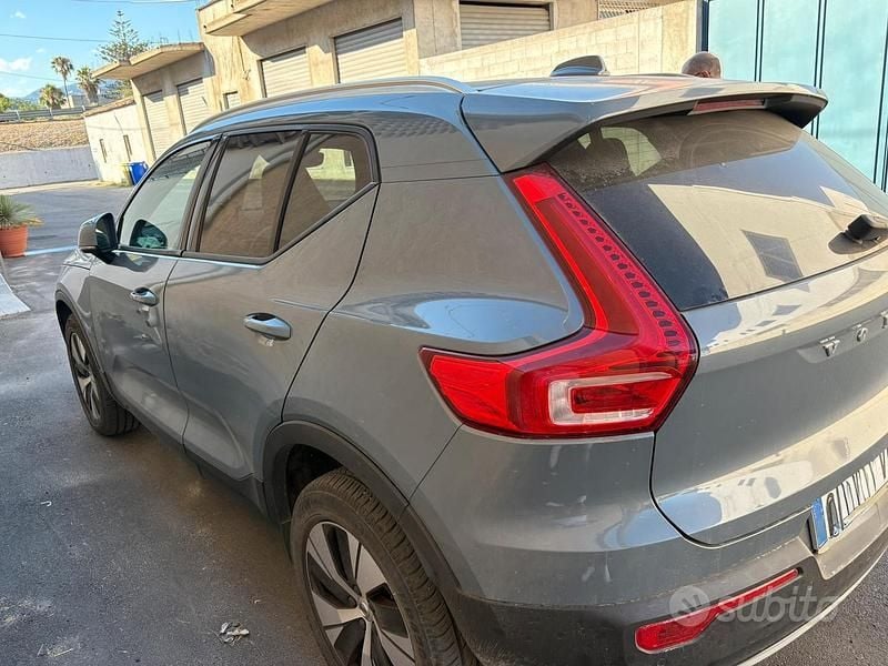 Usata Volvo XC40 Momentum 150 CV (110 kW) 2021 SUV