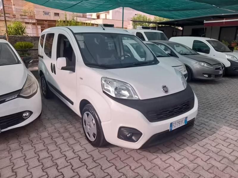 Usata Fiat Qubo Lounge 95 CV (69 kW) 2019 Bianco Monovolume