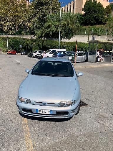 Usata Fiat Bravo 101 CV (74 kW) 2001 Grigio Utilitaria