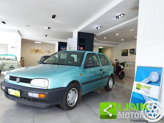 Verde Usata 1992 VW Golf III Due volumi | 4500 € - Immagine 1/4