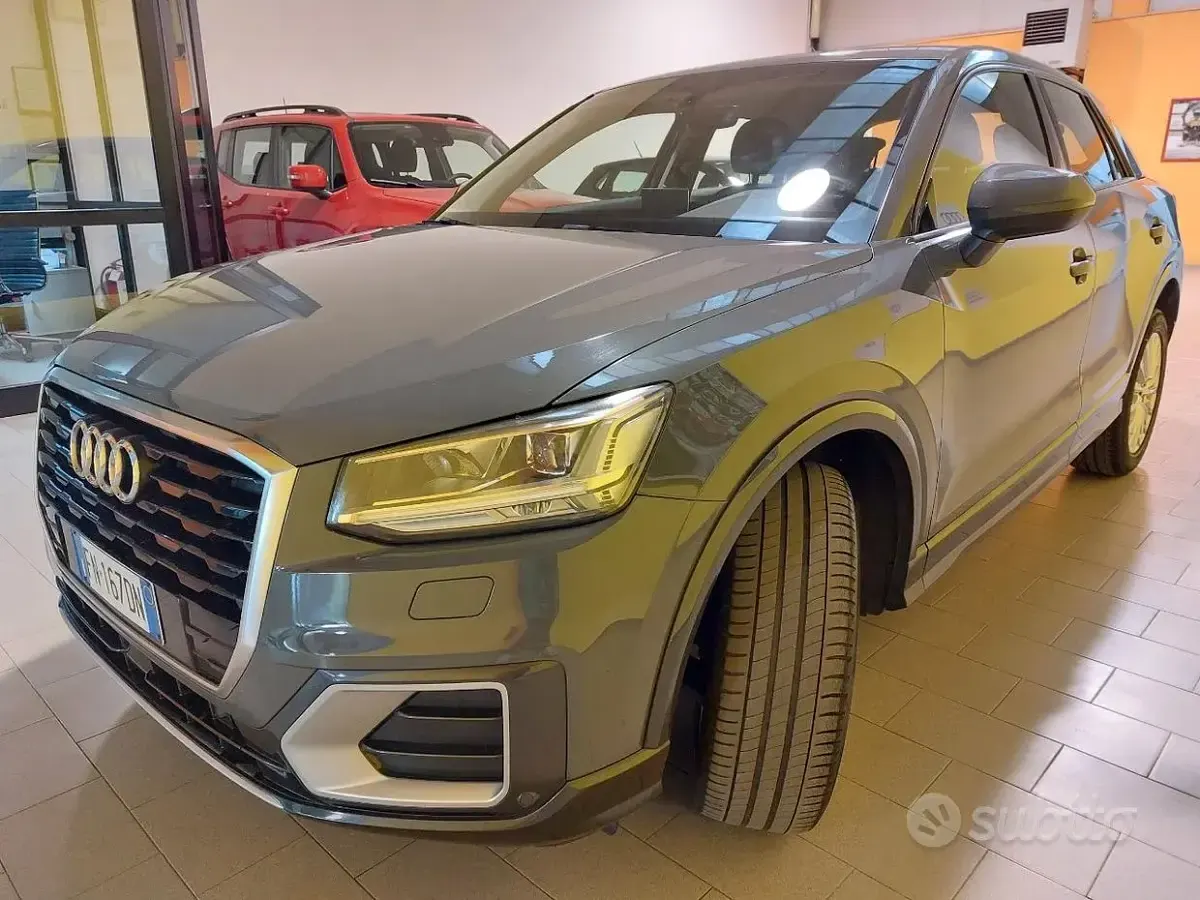 Usata Audi Q2 Sport 116 CV (85 kW) 2018 Grigio SUV