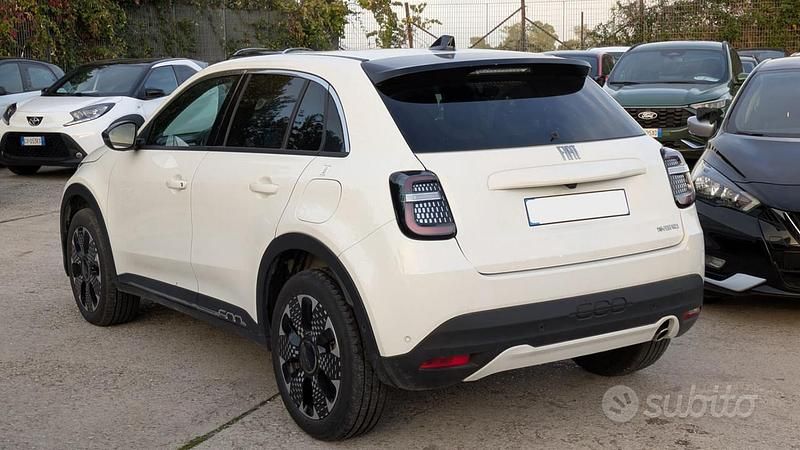 Usata Fiat 600 La Prima 101 CV (74 kW) 2024 Bianco SUV