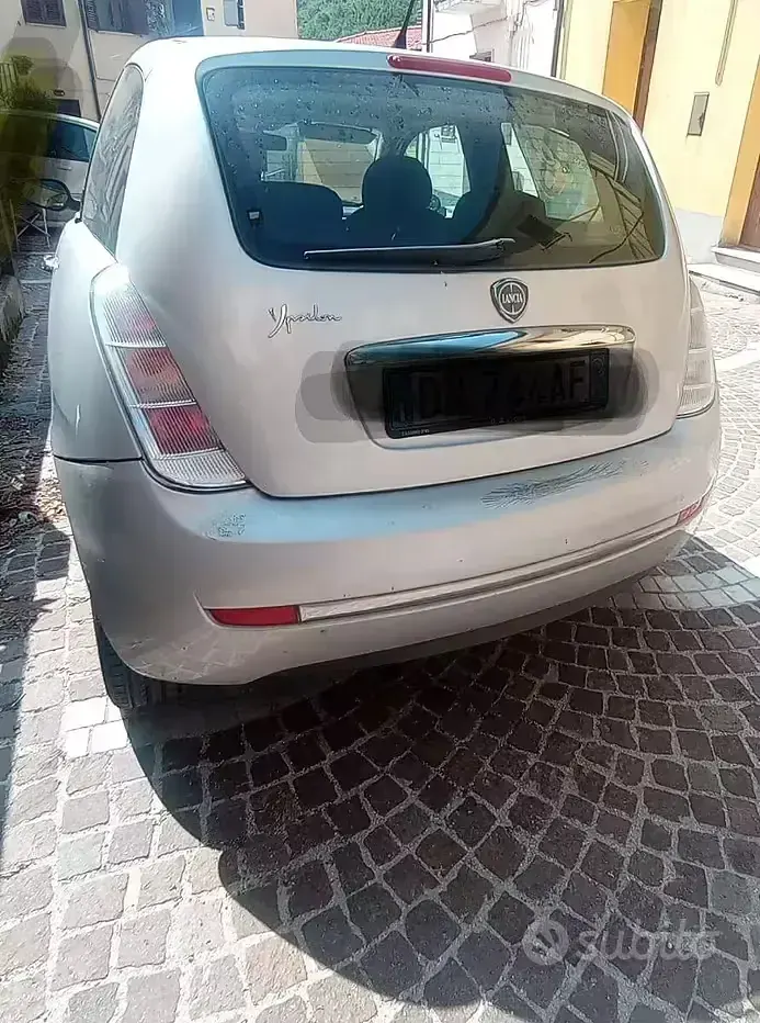 Usata Lancia Ypsilon 60 CV (44 kW) 2008 Grigio Utilitaria