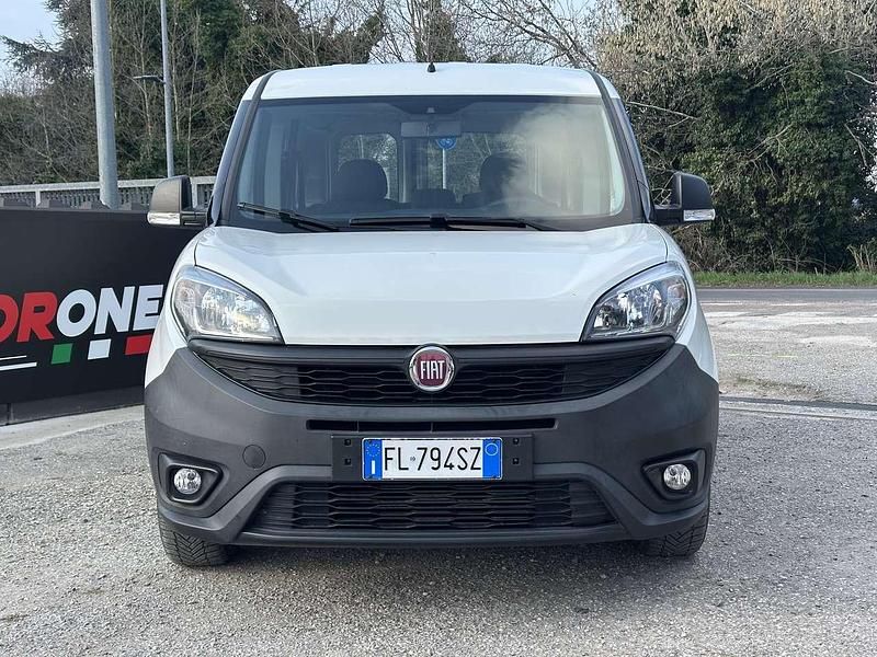 Usata Fiat Doblò 95 CV (69 kW) 2017 Bianco Monovolume
