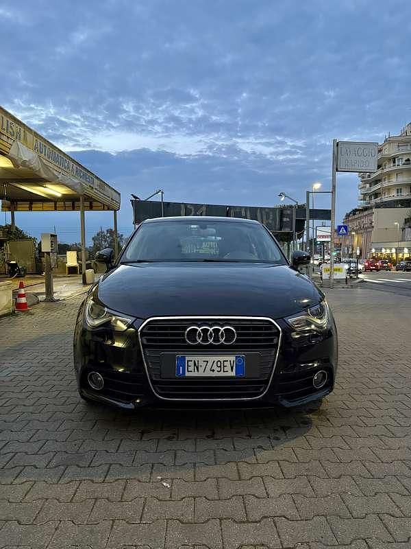 Usata Audi A1 Sportback Ambition 86 CV (63 kW) 2012 Utilitaria