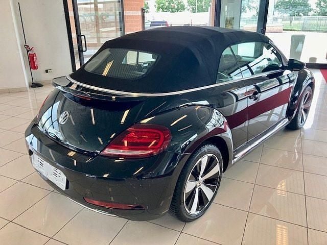 Usata VW Beetle Cabriolet 105 CV (77 kW) 2017 Nero Cabrio