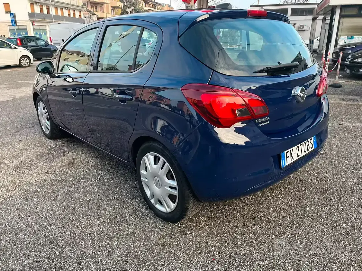 Usata Opel Corsa 69 CV (50 kW) 2017 Nero Utilitaria