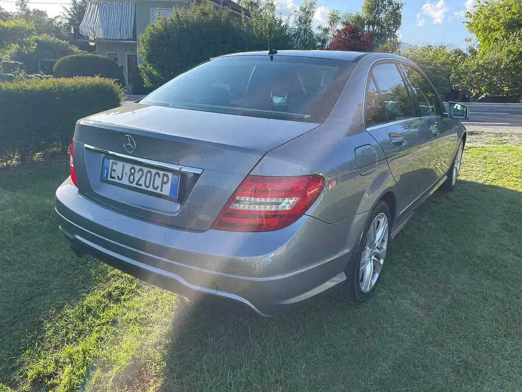 Usata Mercedes C200 Avantgarde 136 CV (100 kW) 2011 Berlina