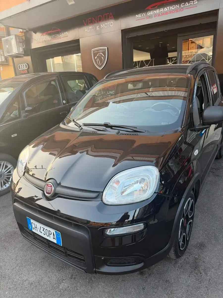 Usata Fiat Panda Cross Cross 69 CV (50 kW) 2021 Nero Utilitaria
