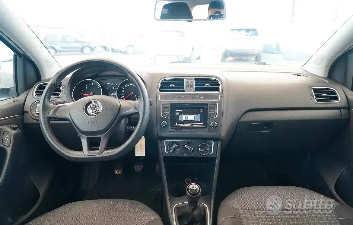 Usata VW Polo 85 CV (62 kW) 2015 Grigio Berlina